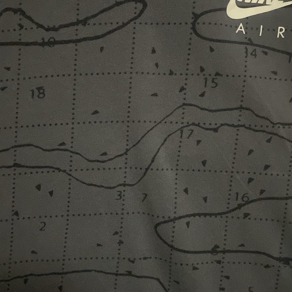 NWOT Nike air short sleeve t shirt men’s medium. - Picture 2 of 5